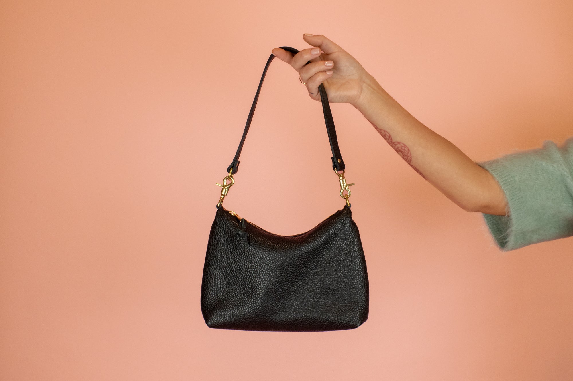 90's style black leather shoulder bag with genuine leather