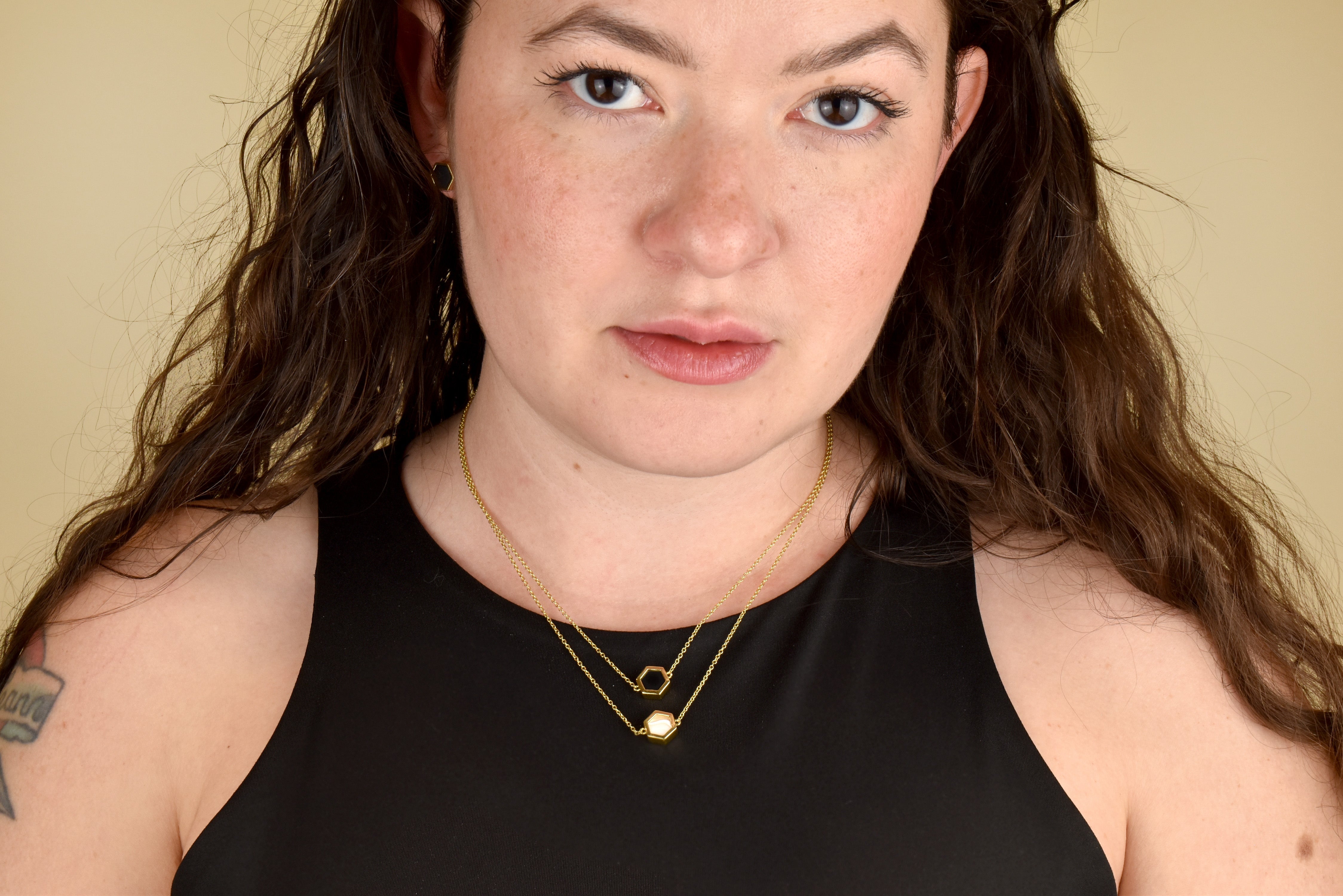 layered necklace look 14k gold chain necklace short simple necklace geometric jewelry gift for sister