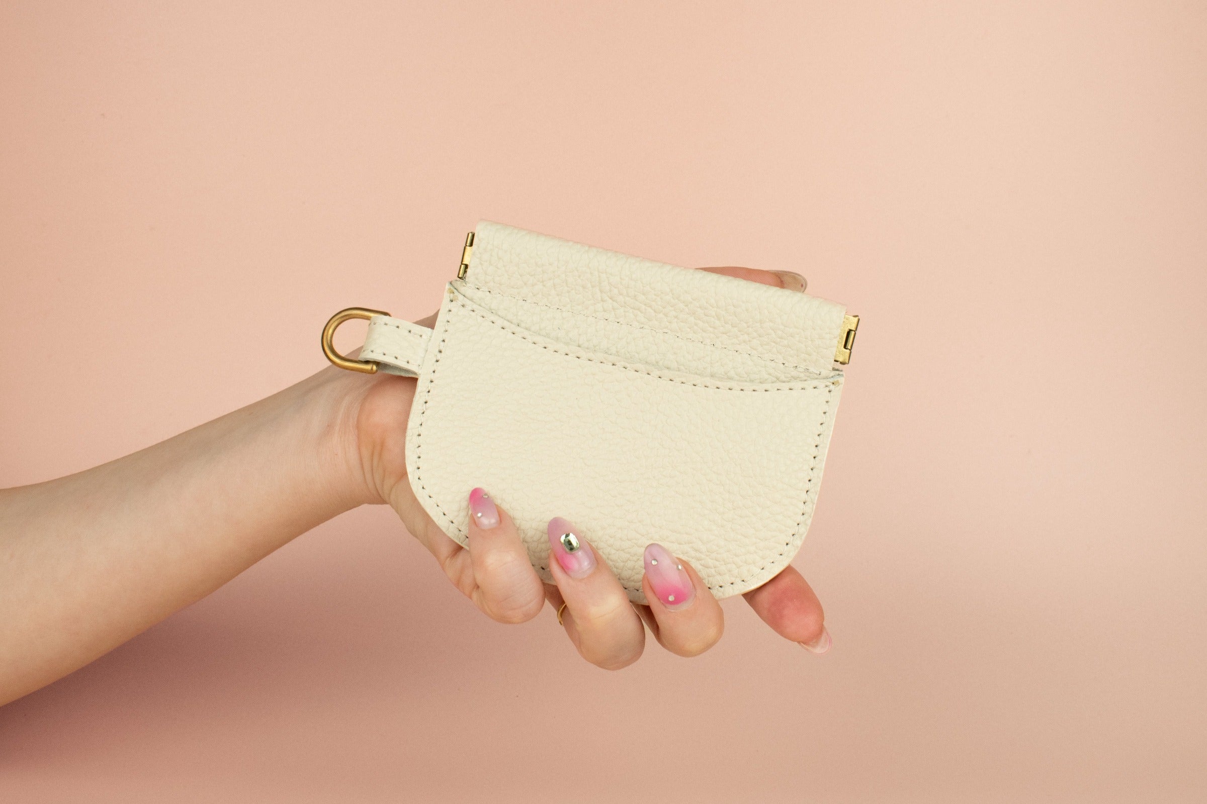 squeeze closure wallet card pocket leather card case small card slots safe wallet travel