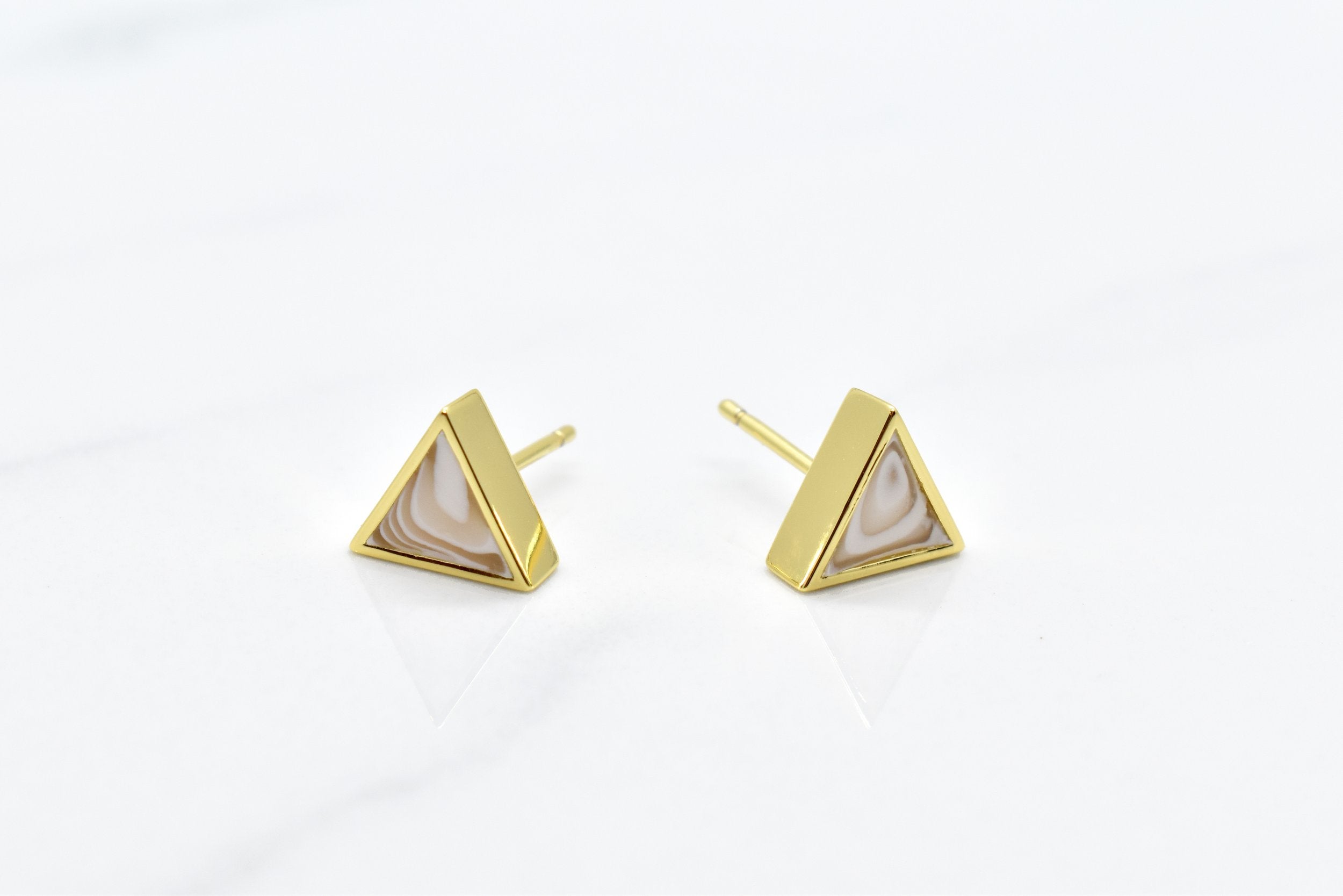 14k Gold Triangle Stud Earring Set with Crystal Quartz Clay – Cold