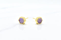 a frontal view of lavender and gold honeycomb earring stud set