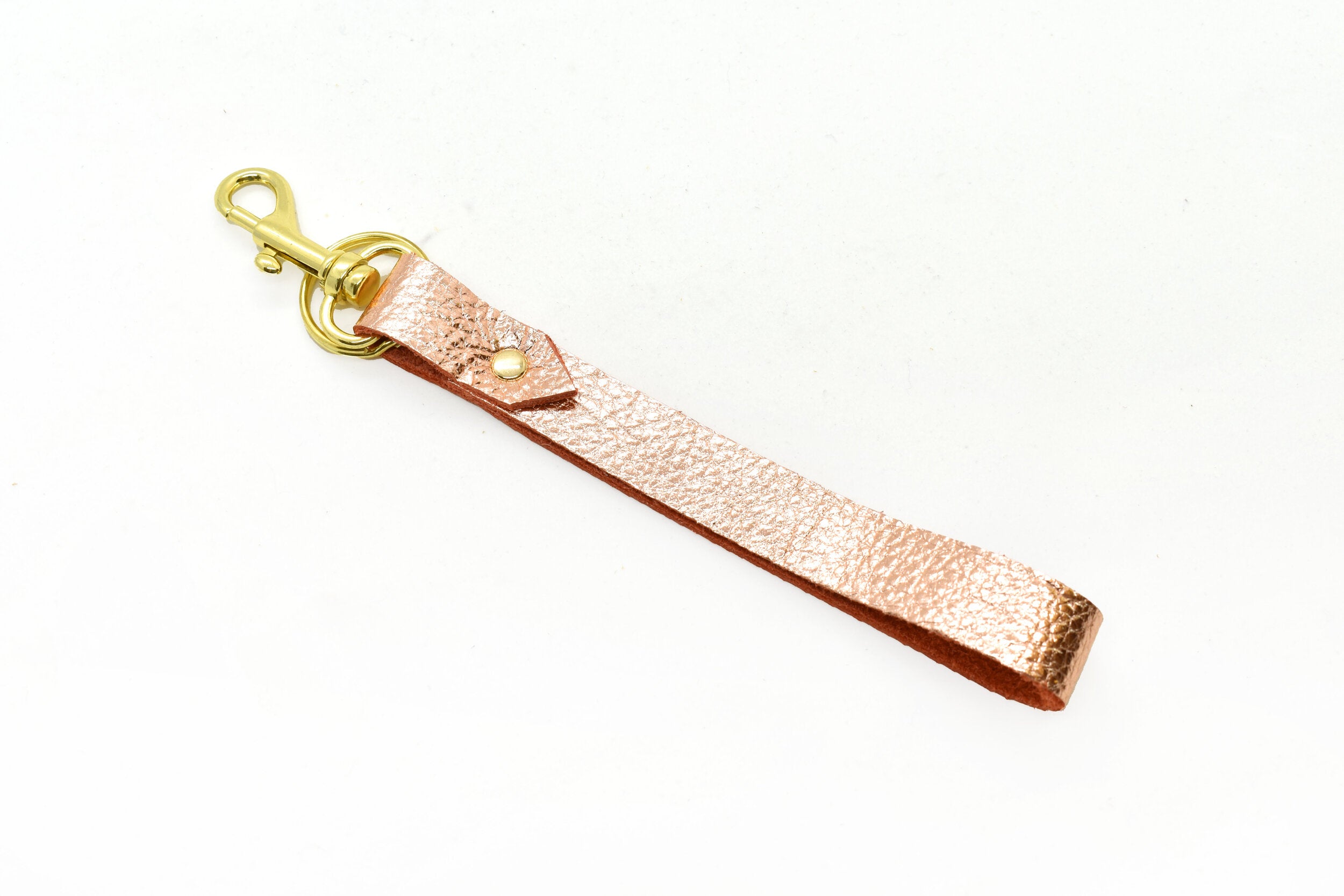 soft leather flexible loop keychain with bag clasp and key ring for carrying keys.