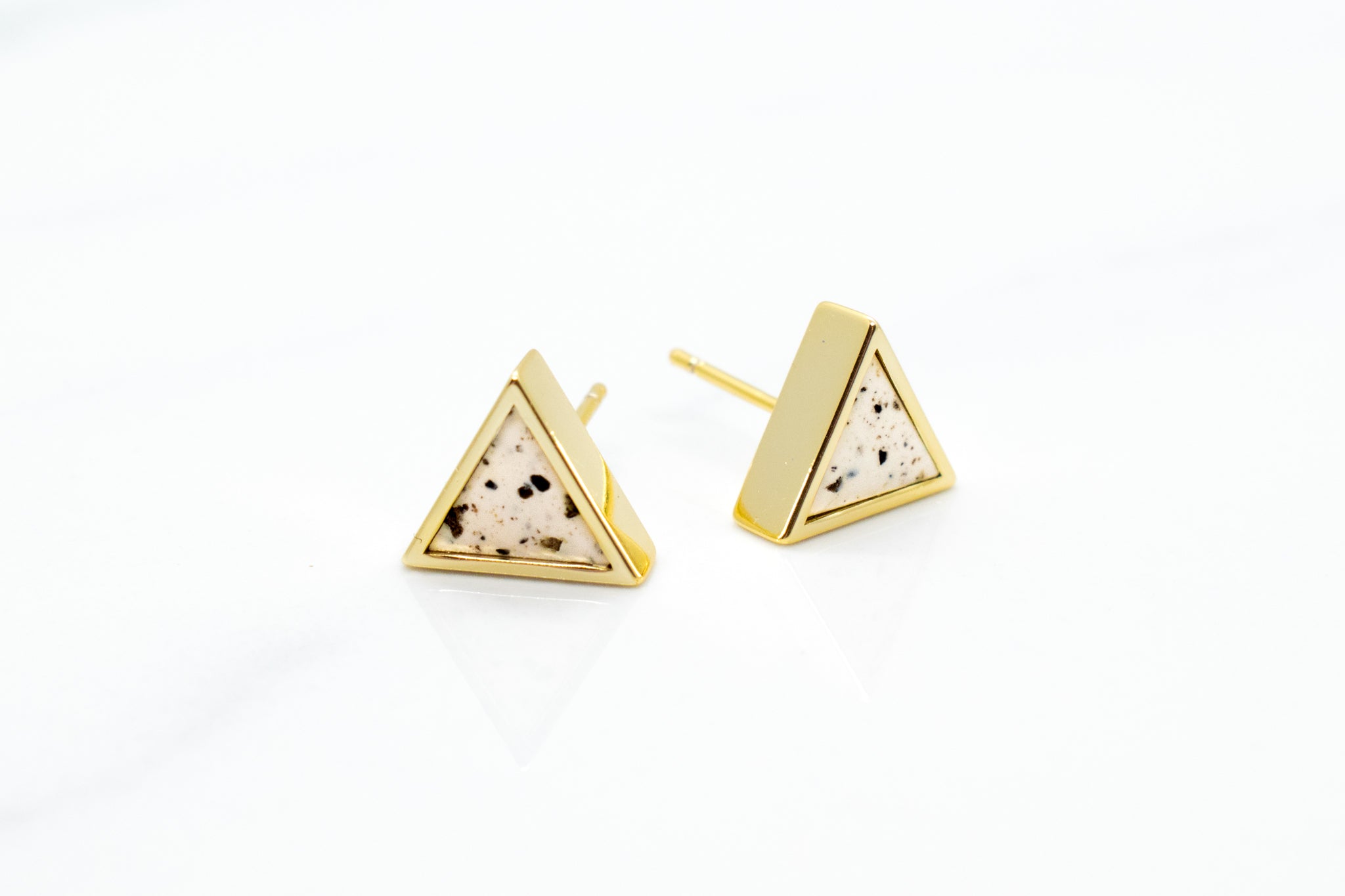 modern triangle geometric jewelry speckled stone stud earrings with 14k plated gold